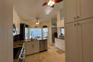 4436 SE 11th Pl, Cape Coral, FL 33904 - Photo 13