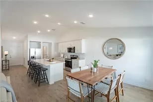 1811 NE 1st Pl, Cape Coral, FL 33909 - Photo 7