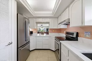 4231 SE 19th Pl, Cape Coral, FL 33904 - Photo 11