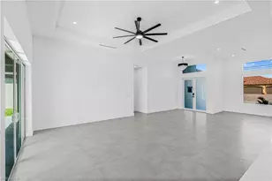 512 NW 35th Pl, Cape Coral, FL 33993 - Photo 9