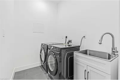 512 NW 35th Pl, Cape Coral, FL 33993 - Photo 27