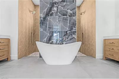 512 NW 35th Pl, Cape Coral, FL 33993 - Photo 25