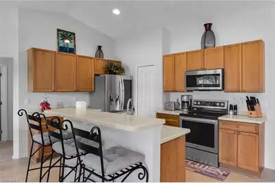 2009 SW 36th Ter, Cape Coral, FL 33914 - Photo 9