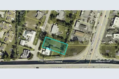 6081 Pompano St, Fort Myers, FL 33919 - Photo 1