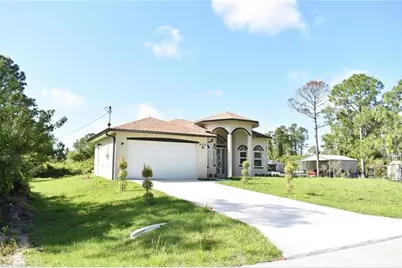 2515 45th St W, Lehigh Acres, FL 33971 - Photo 3