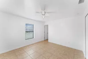 1054 SE 10th St, Cape Coral, FL 33990 - Photo 11