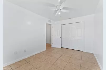 1054 SE 10th St, Cape Coral, FL 33990 - Photo 9