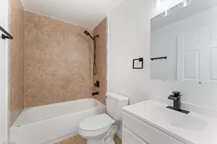 1054 SE 10th St, Cape Coral, FL 33990 - Photo 17