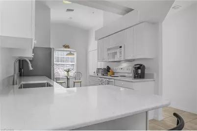 26800 Rosewood Pointe Ln #204, Bonita Springs, FL 34135 - Photo 3