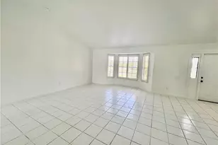 500 Lake Ave, Lehigh Acres, FL 33972 - Photo 5