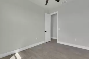 1517 NW 21st Pl, Cape Coral, FL 33993 - Photo 27