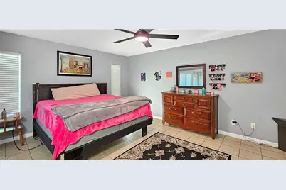 17565 Phlox Dr, Fort Myers, FL 33967 - Photo 5