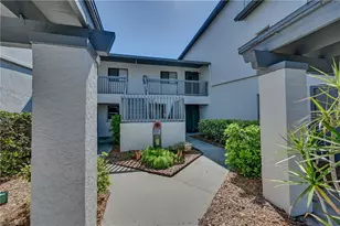 17451 Blueberry Hill Dr, Fort Myers, FL 33908 - Photo 3