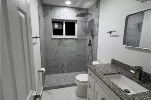 1201 Betmar Blvd, North Fort Myers, FL 33903 - Photo 5