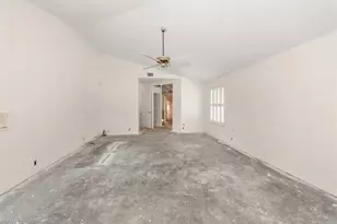 15200 Sweetwater Ct, Fort Myers, FL 33912 - Photo 27