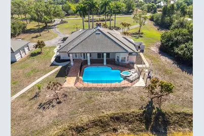 15200 Sweetwater Ct, Fort Myers, FL 33912 - Photo 37