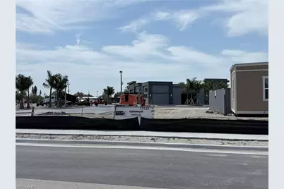 1115 NE 7th St, Cape Coral, FL 33909 - Photo 3