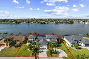 313 SE 6th St, Cape Coral, FL 33990 - Photo 1
