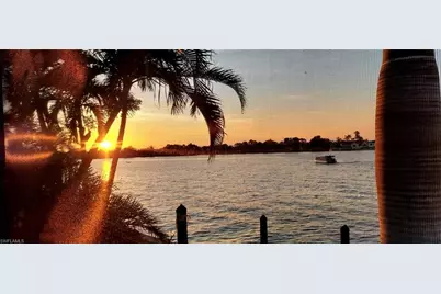 313 SE 6th St, Cape Coral, FL 33990 - Photo 33