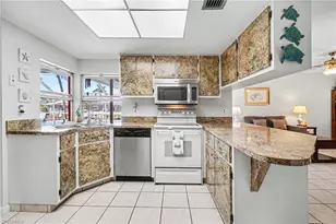 3310 SE 6th Pl, Cape Coral, FL 33904 - Photo 9