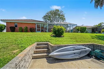 3310 SE 6th Pl, Cape Coral, FL 33904 - Photo 25