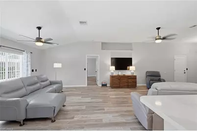 1501 Honor Ct, Lehigh Acres, FL 33971 - Photo 7