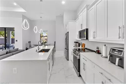118 NW 2nd Ave, Cape Coral, FL 33993 - Photo 17