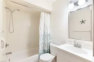 4611 SE 5th Pl, Cape Coral, FL 33904 - Photo 15