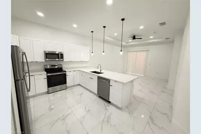 1253 Columbus Blvd, Fort Myers, FL 33913 - Photo 3