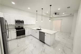 1253 Columbus Blvd, Fort Myers, FL 33913 - Photo 3