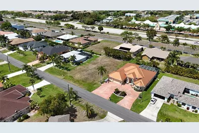 2507 SW 25th St, Cape Coral, FL 33914 - Photo 3