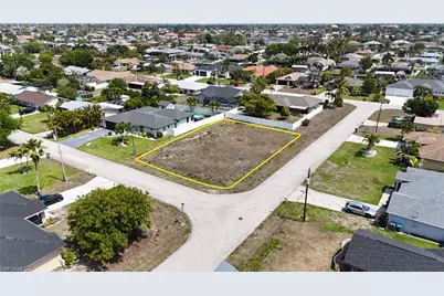 4037 SW 2nd Pl, Cape Coral, FL 33914 - Photo 1