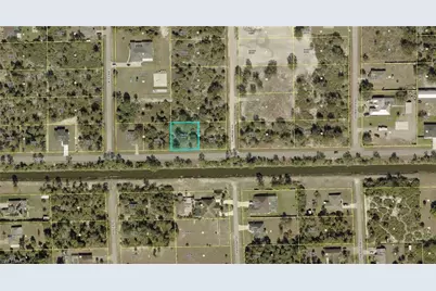 202 W 8th St, Lehigh Acres, FL 33972 - Photo 3