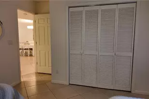 509 Roma Ct, Naples, FL 34110 - Photo 21