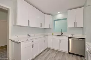 4370 Deleon St, Fort Myers, FL 33901 - Photo 13