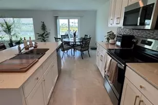 3892 Treasure Oak Wy, Fort Myers, FL 33905 - Photo 3