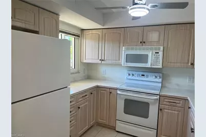 7402 Lake Breeze Dr #202, Fort Myers, FL 33907 - Photo 1