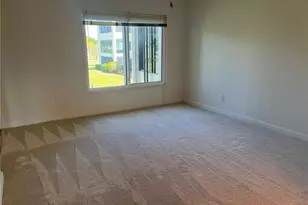 7402 Lake Breeze Dr, Fort Myers, FL 33907 - Photo 9