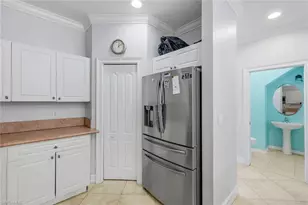 10253 S Silver Palm Dr, Estero, FL 33928 - Photo 9