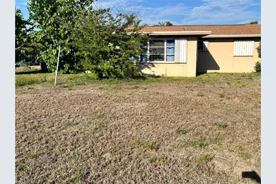 1515 Medford Pl, Lehigh Acres, FL 33936 - Photo 9