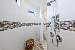 2319 NW 38th Ave, Cape Coral, FL 33993 - Photo 13