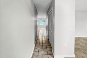 206 SE 46th Ter, Cape Coral, FL 33904 - Photo 5