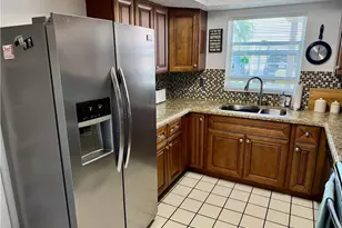 806 SE 46th St, Cape Coral, FL 33904 - Photo 13