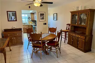 806 SE 46th St, Cape Coral, FL 33904 - Photo 7