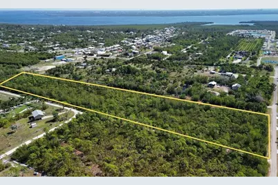 4031 Pinetree Blvd, Saint James City, FL 33956 - Photo 3