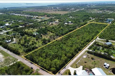 4031 Pinetree Blvd, Saint James City, FL 33956 - Photo 5