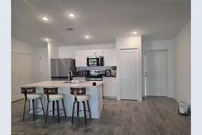 4421 NE 15th Pl, Cape Coral, FL 33909 - Photo 5