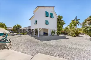 2432 Sycamore St, Saint James City, FL 33956 - Photo 39