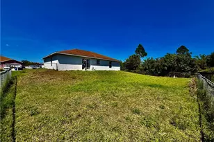 1916 Loyola Ave, Lehigh Acres, FL 33972 - Photo 19