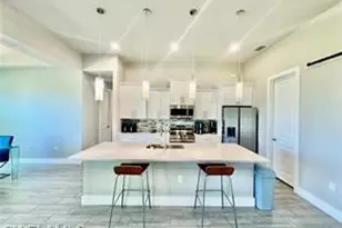 2512 NW 4th St, Cape Coral, FL 33993 - Photo 3